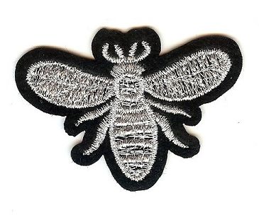 Naszywka srebrna pszczoła